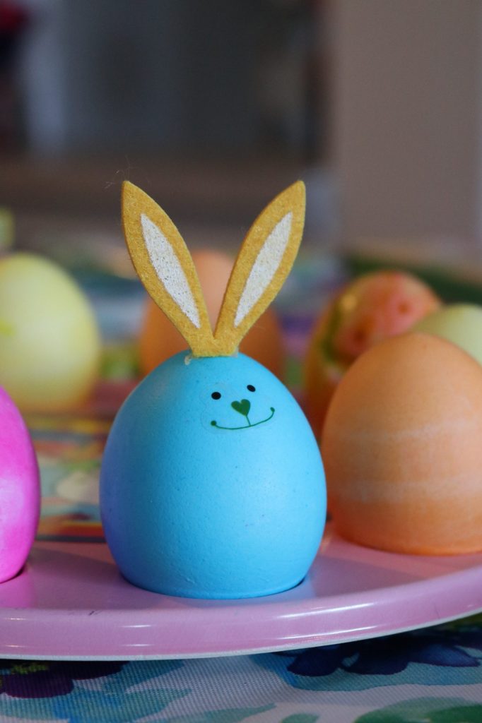 Gefärbte Eier sind eigentlich in jedem Haushalt zu Ostern zu finden